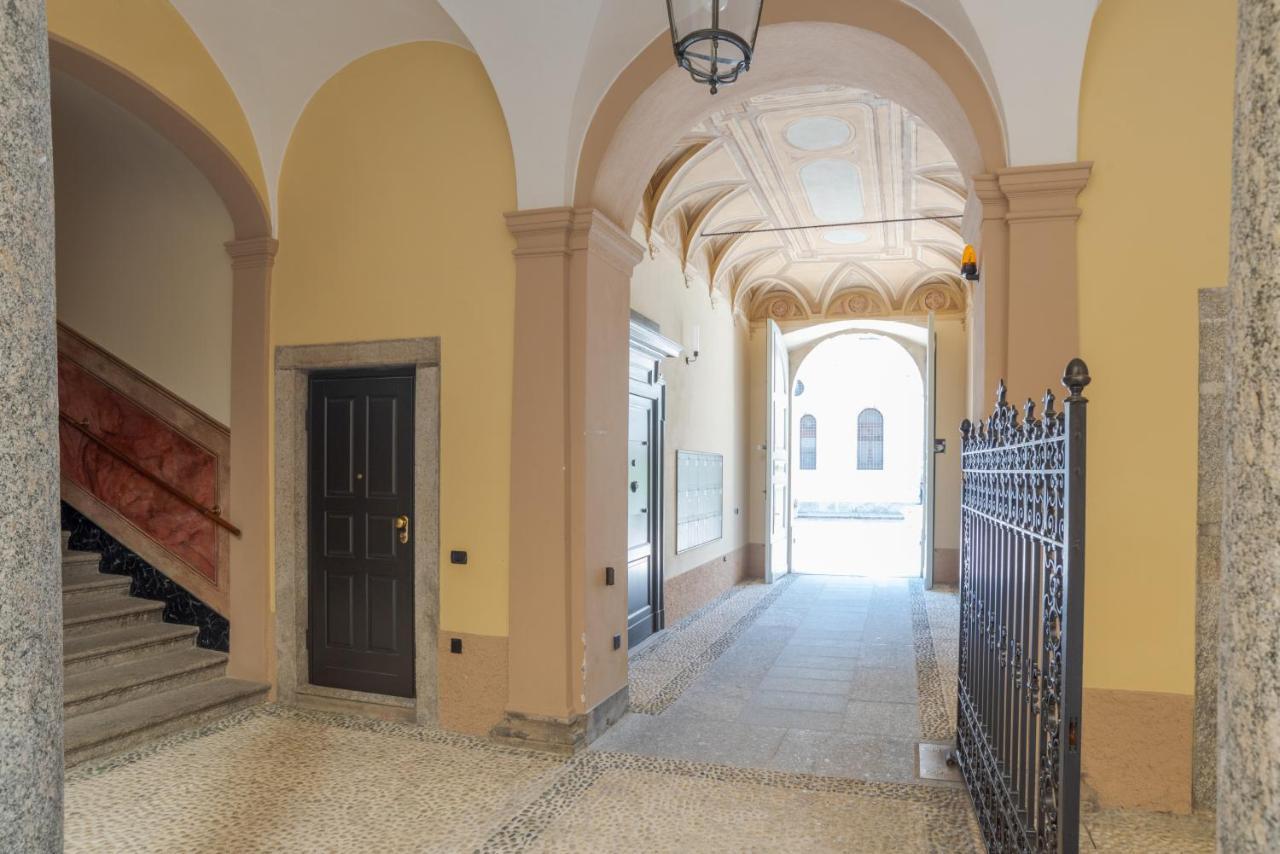 Suite Del Duomo - By Myhomeincomo Exterior photo